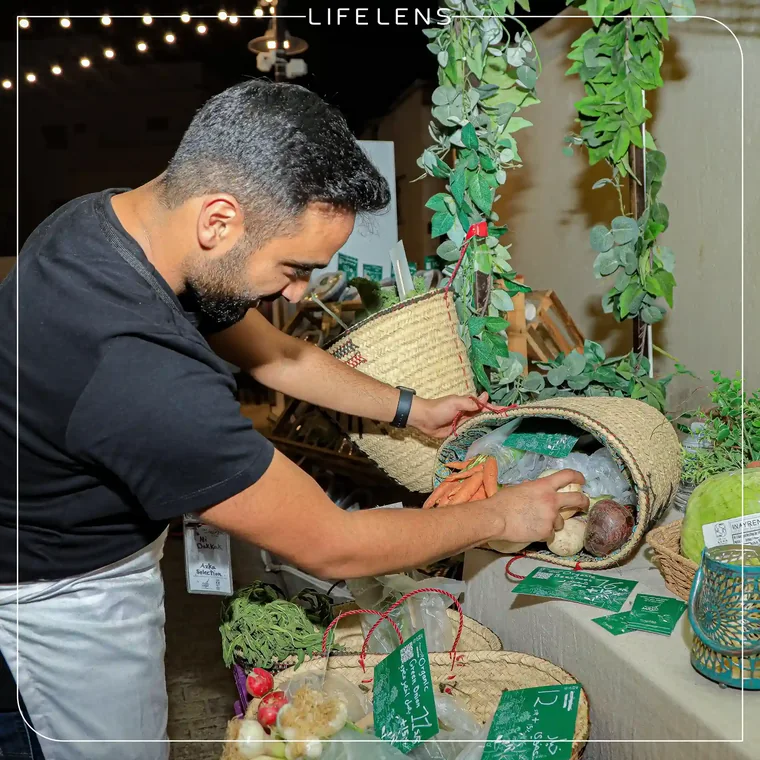 06 6 11zon — تصوير استوديو لايف لينس ب<a href=